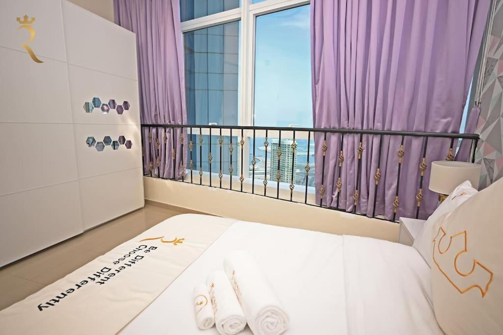 Апартаменты Queen Studio-city Of Lights In Al Reem