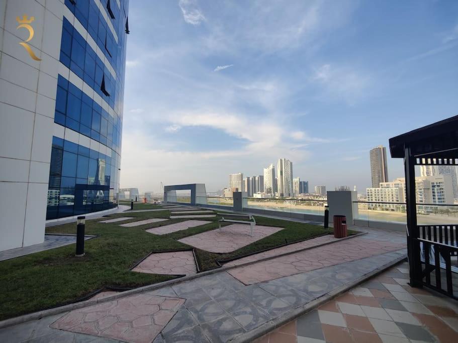 Queen Studio-city Of Lights In Al Reem Апартаменты